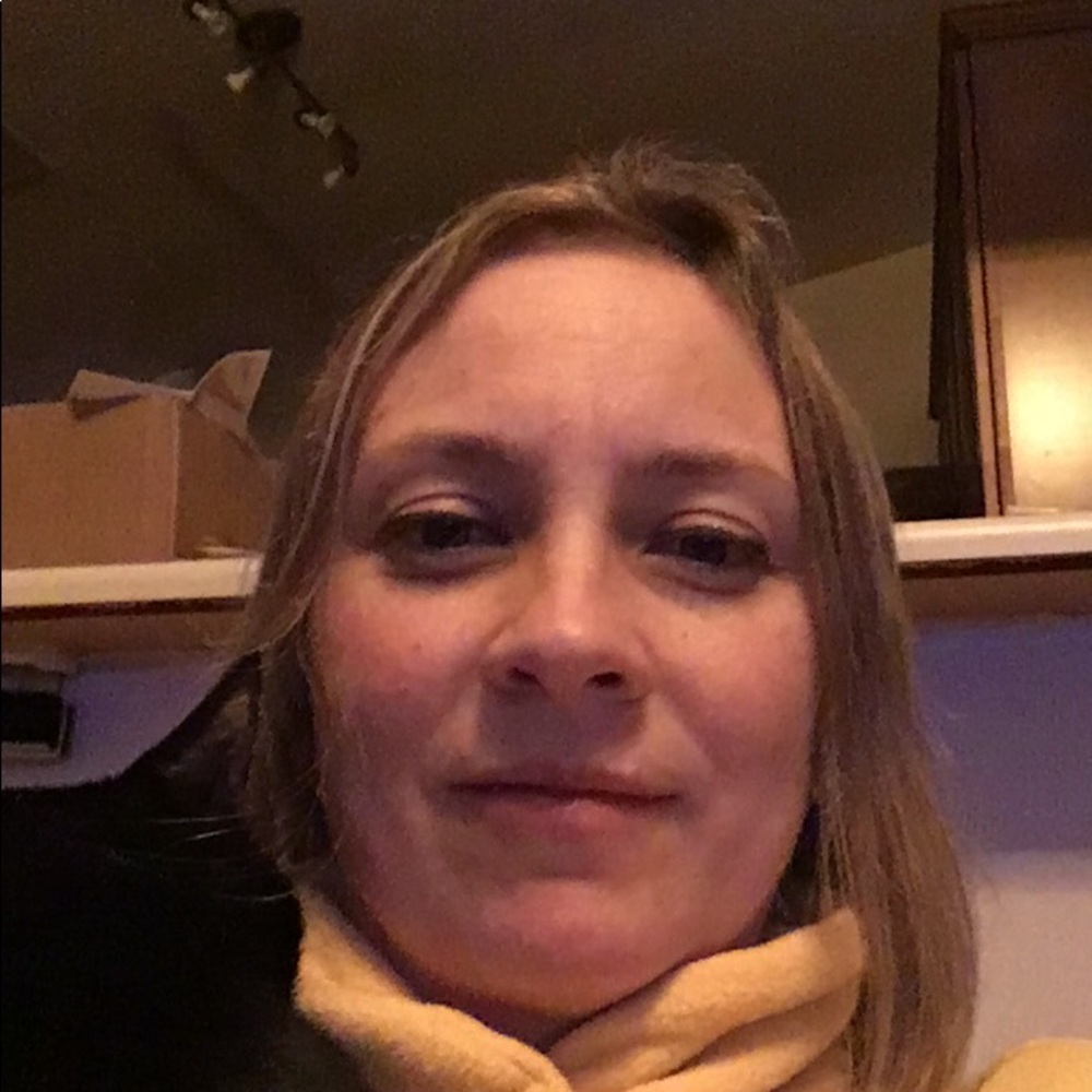 Meet your Posher, Jennifer